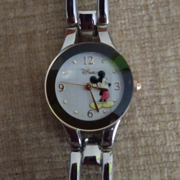 Disney Mickey Mouse Gold Tone Watch - Picture 8 of 10